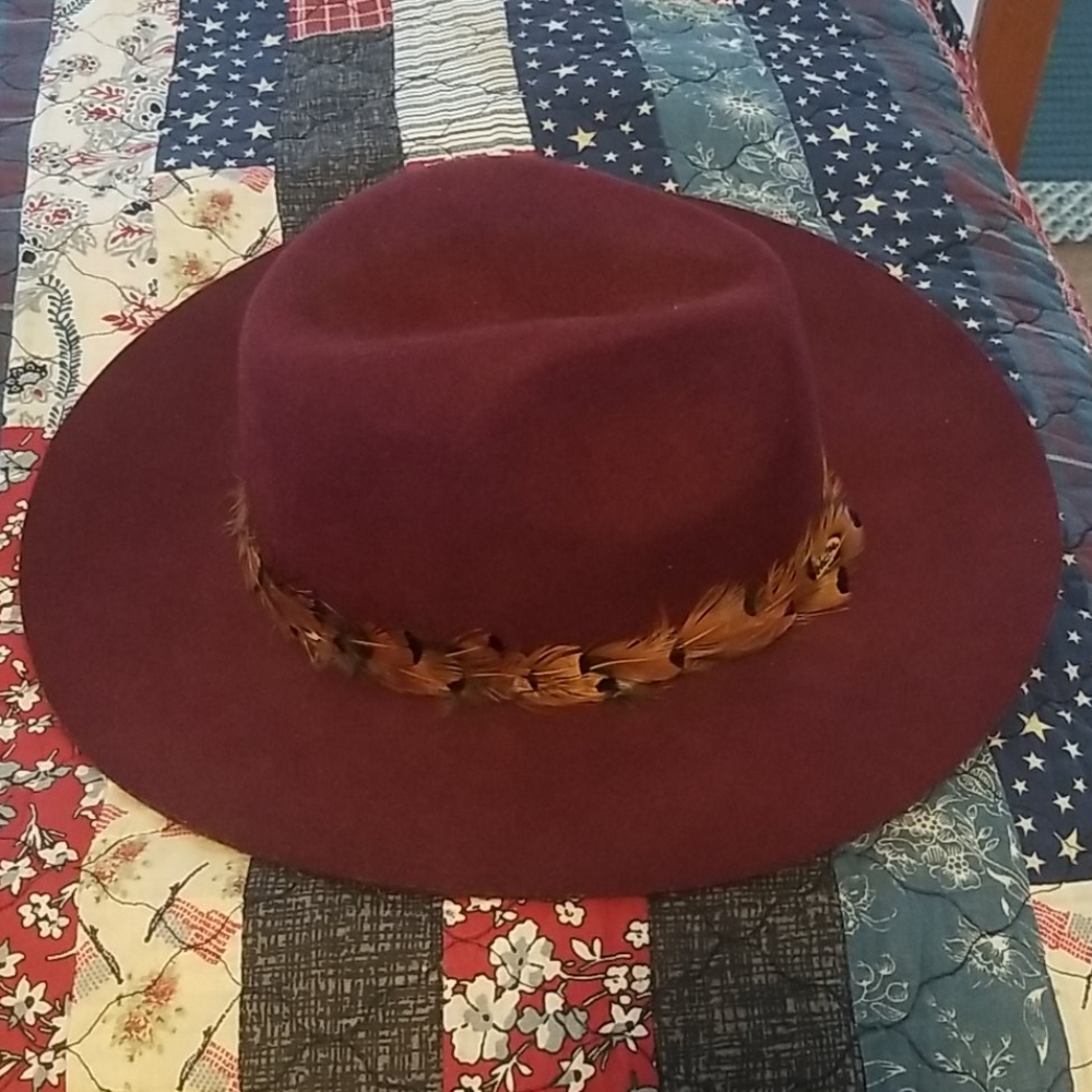NWOT AE wool with feathers hippie/hobo hat